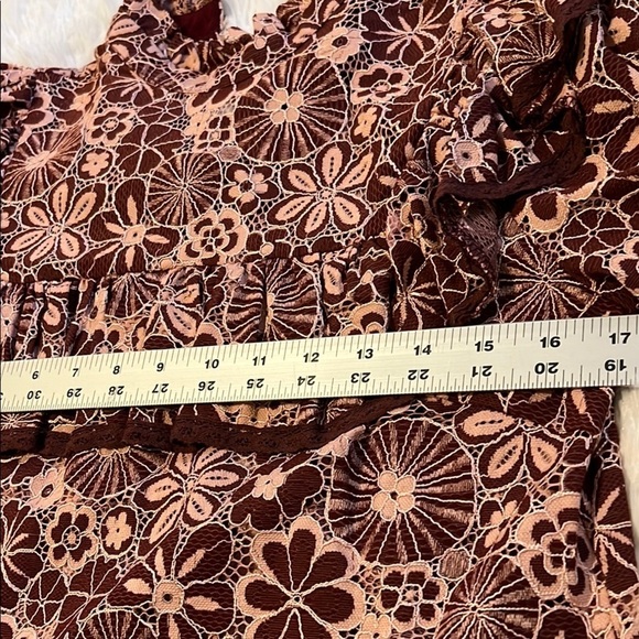 Vici Floral Ruffle Blouse - Burgundy and Pink - Picture 7 of 9